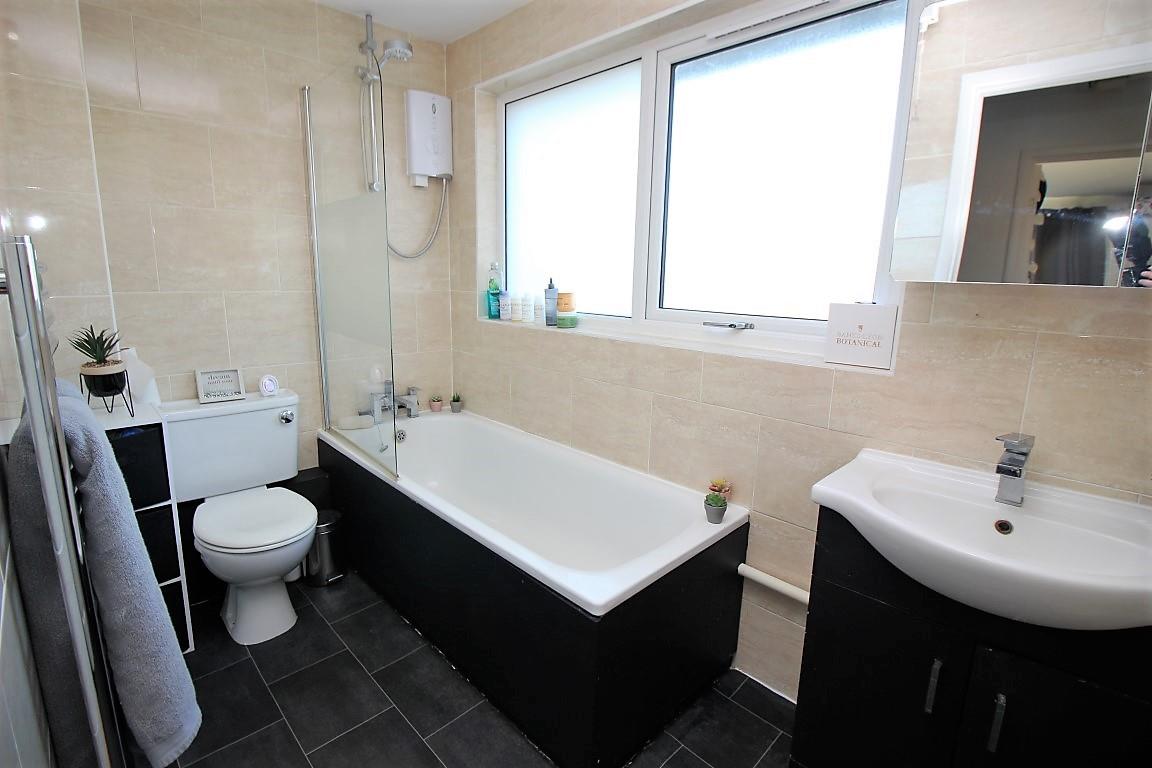 Dunstall Close, Tilehurst, Reading